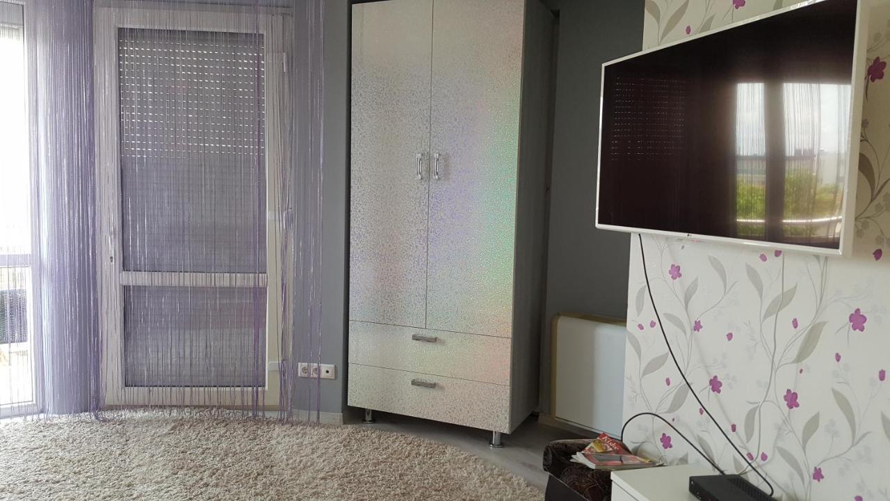 شقة Paris-Lux. Hajdúszoboszló المظهر الخارجي الصورة
